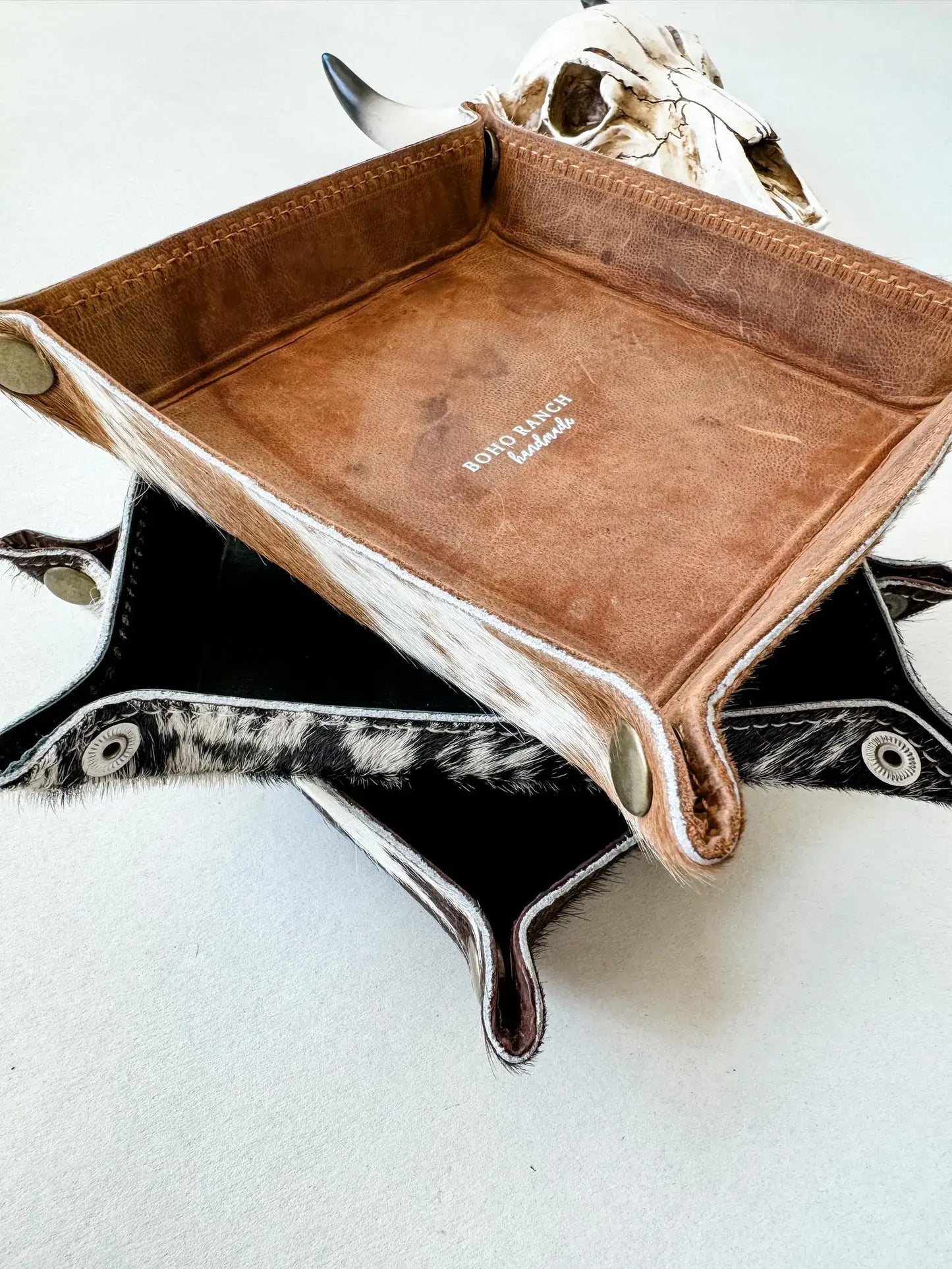 COWHIDE LEATHER TRAY - jewelry storage keys : BLACK