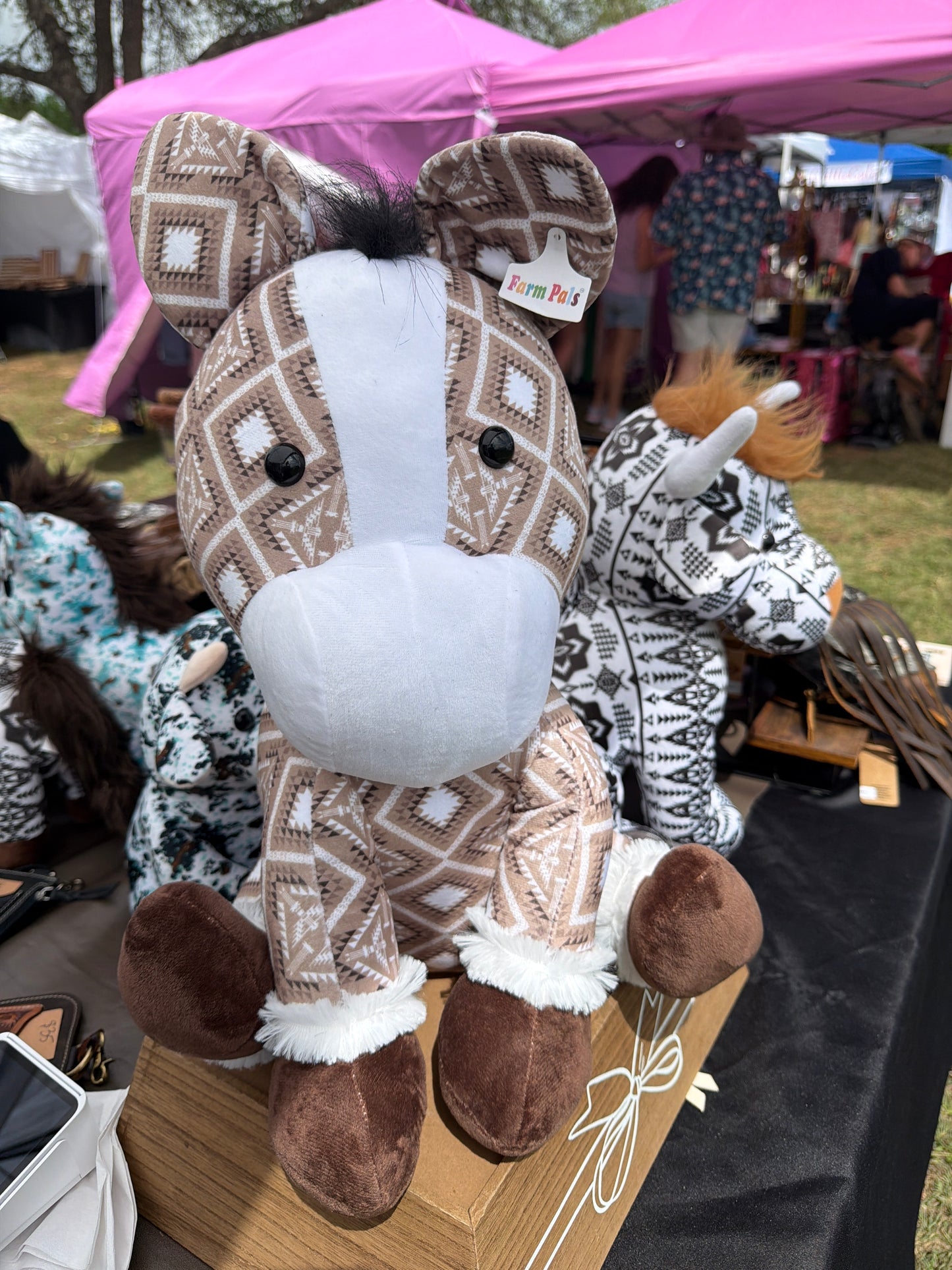 Large Farm Pal : 18” Aztec Pony Plush
