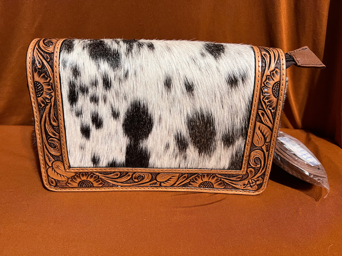 American Darling Cowhide Crossbody C