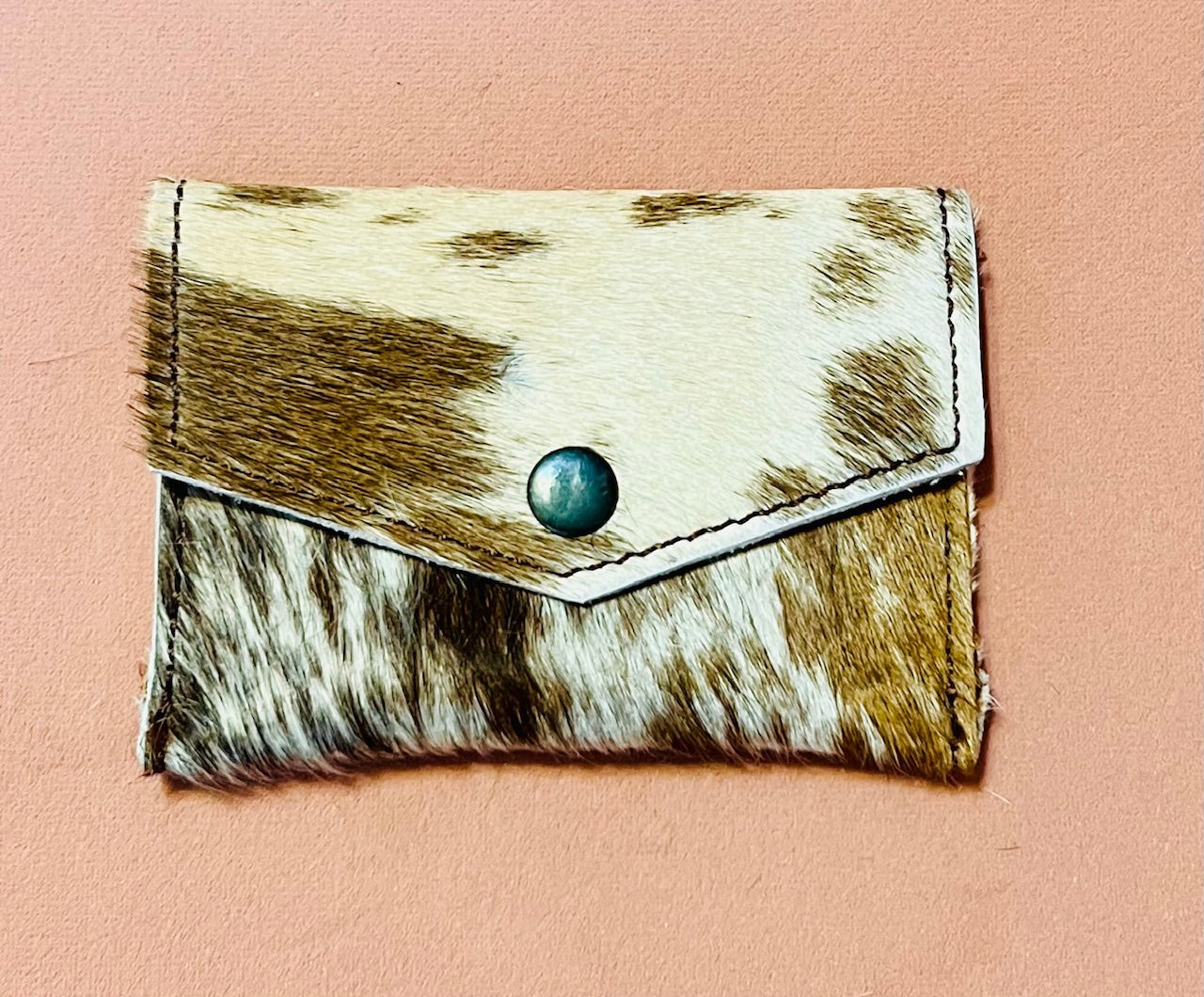 AMERICAN DARLING Hair-on Card Holder: Light Brown Hide (2)