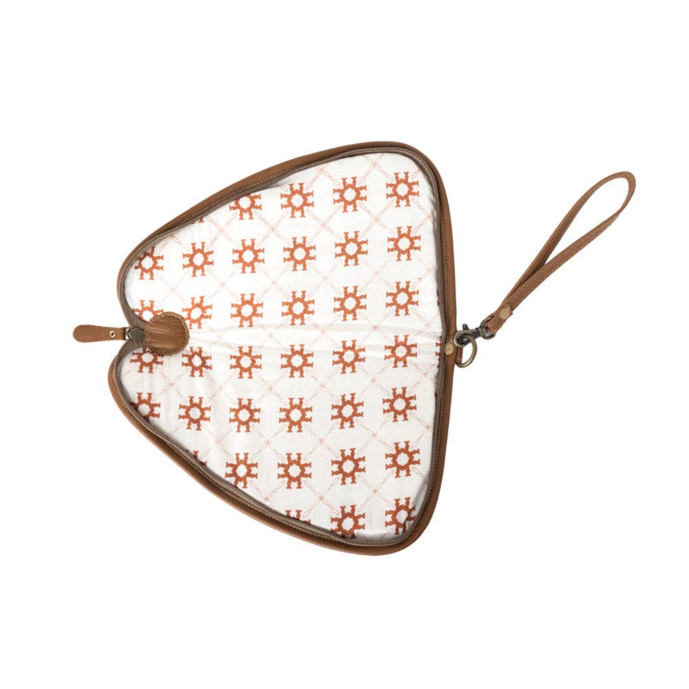 Cinder Oak Handtooled Hairon Leather Gun Case in Sunlit Sand: Sunlit Sand