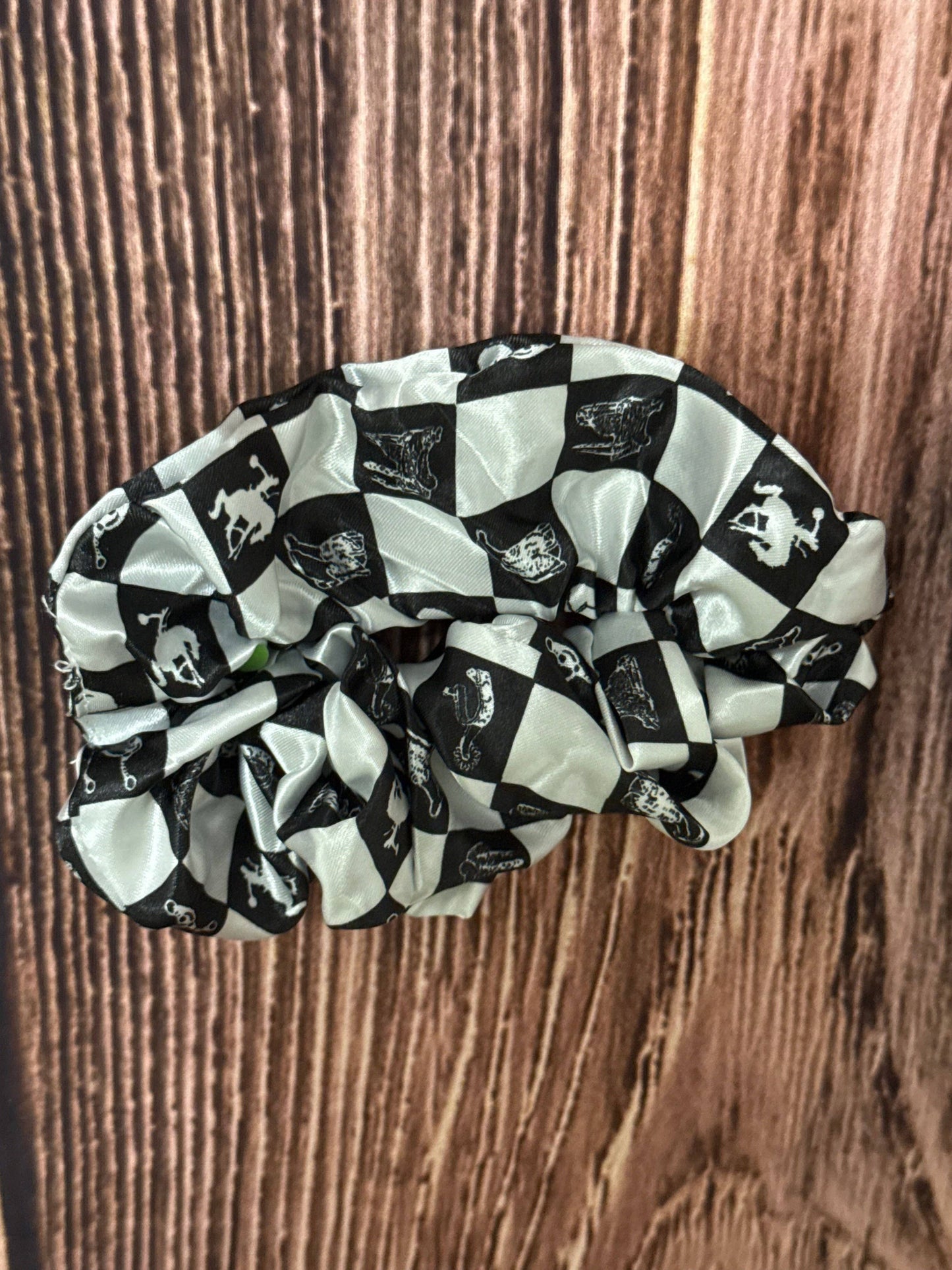 Western checkered scrunchies