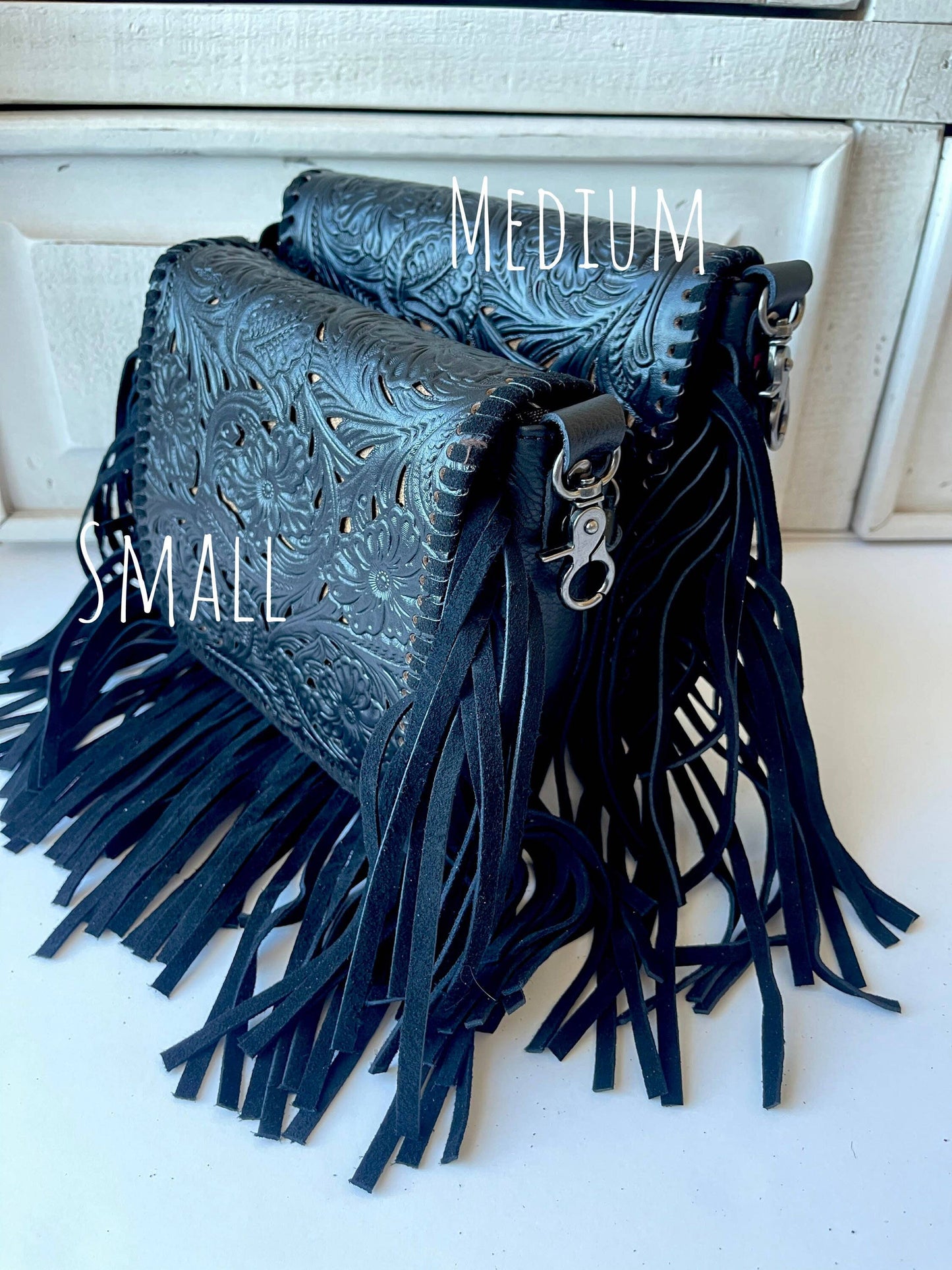 THE LEXIE CROSSBODY - BLACK - Laser Cut Crossbody Purse: Medium