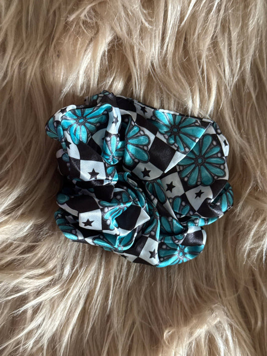 Black checkered turquoise stones scrunchie