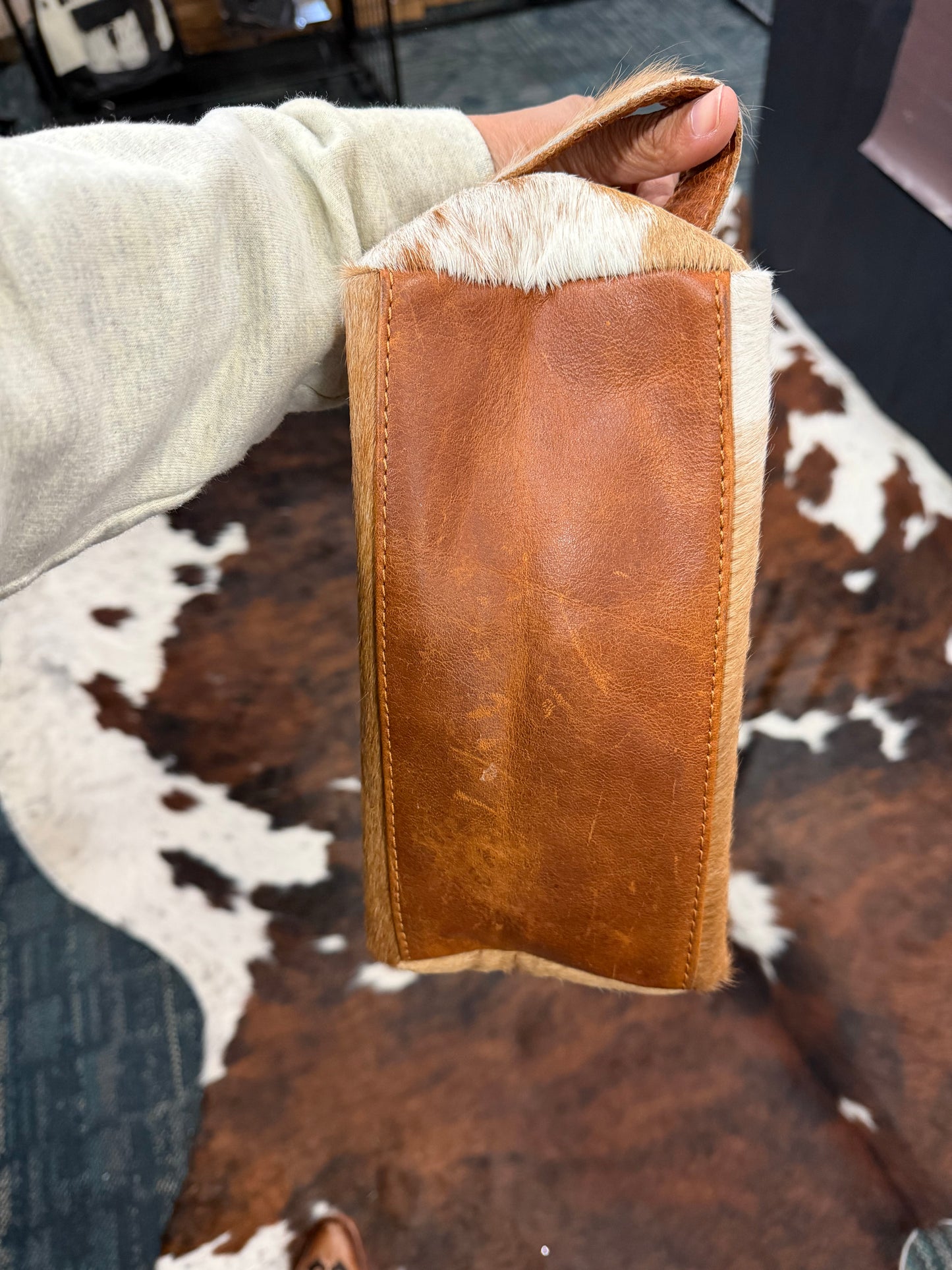 Tan Cowhide Toiletry Bag 2