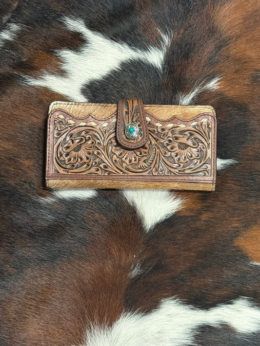 Ohlay Western Tooled Wallet with Concho: KBG241 A
