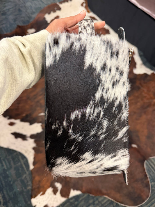 Black Cowhide Toiletry Bag 1