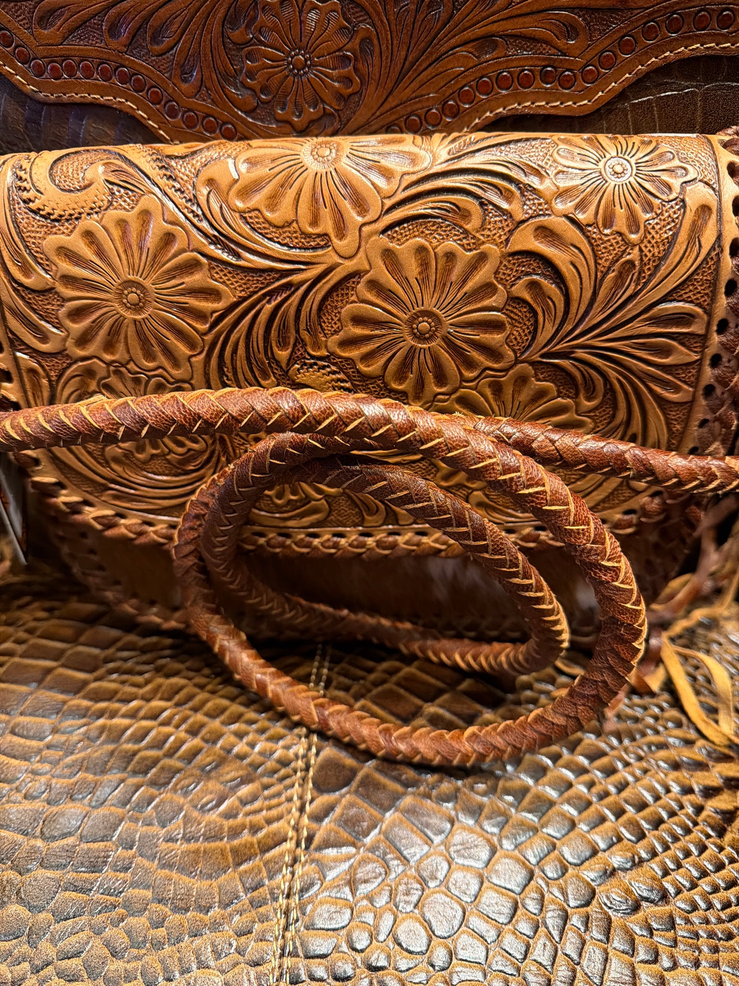 Savanna Tooled Leather Crossbody Handbag 2