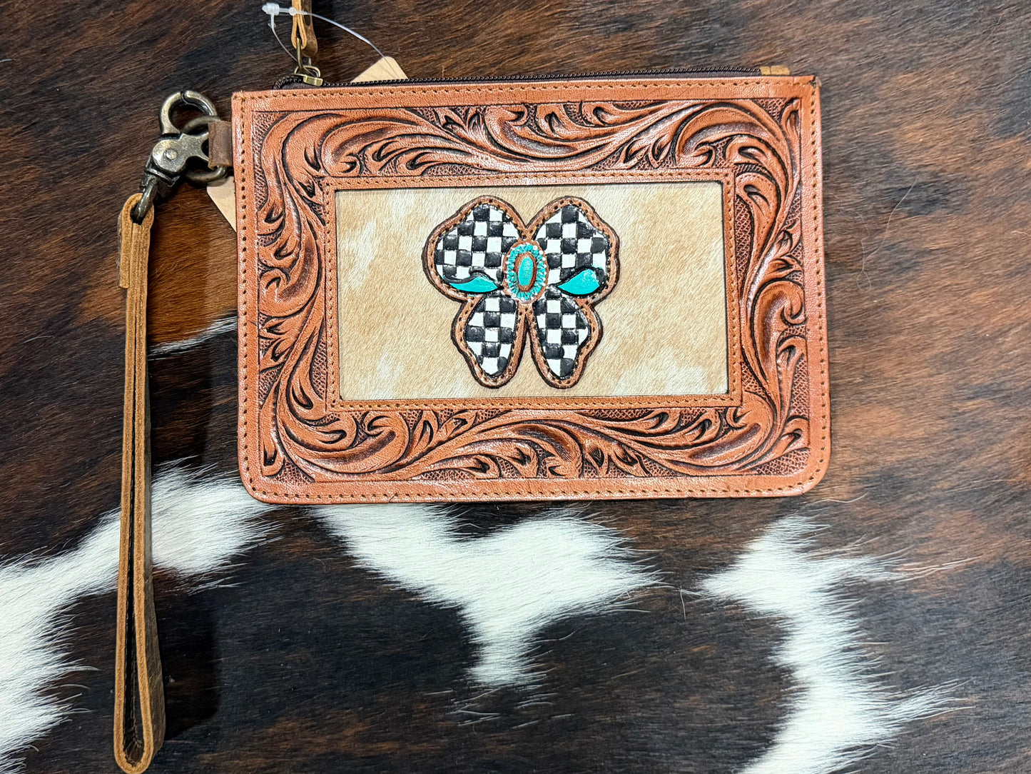 Checkered Bow Wristlet 2