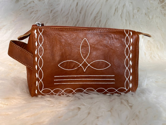 Boot Stitch Leather Toiletry Bag