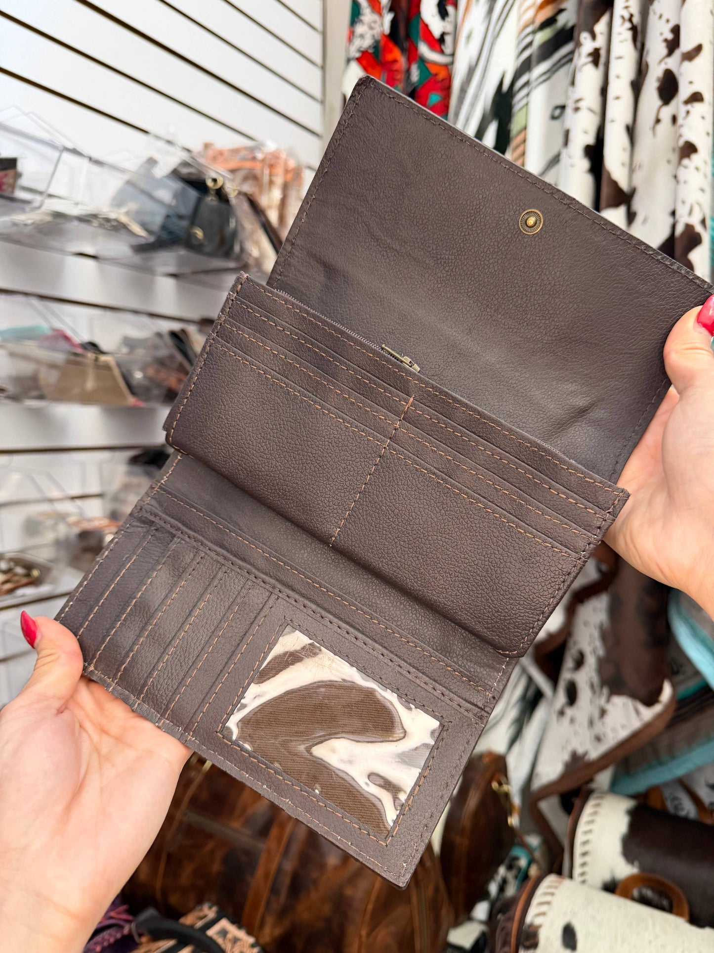 Hand Tooled Leather Western Clutch Wallet: Dark Tan