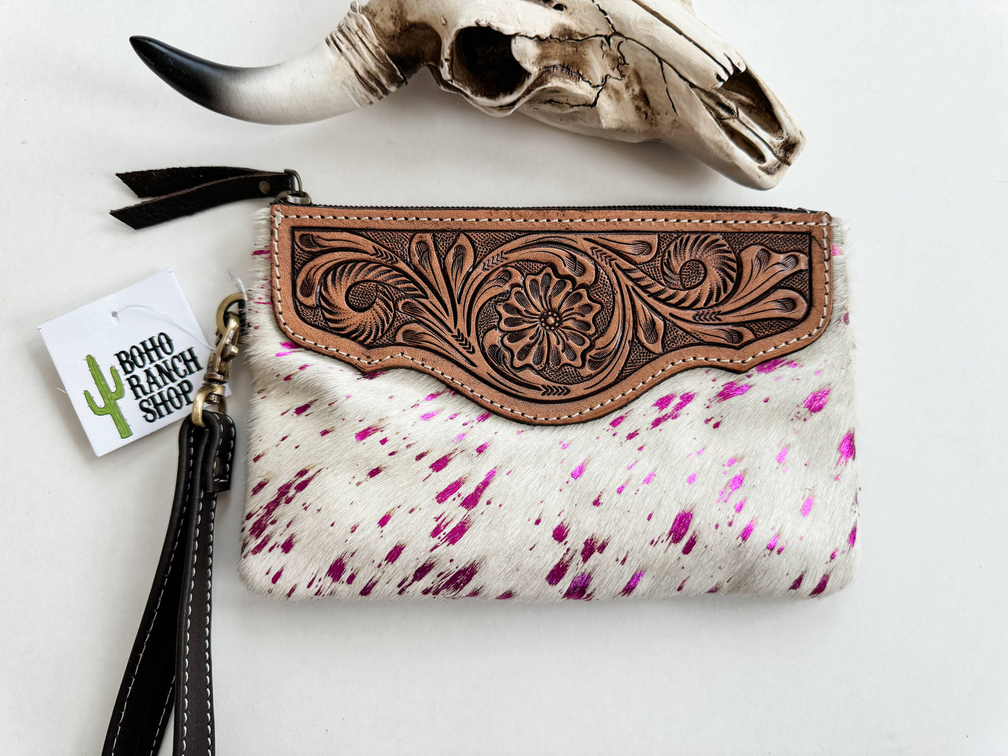 Western Hairon Cowhide Wristlet Purse Bag: BLACK + WHITE COWHIDE